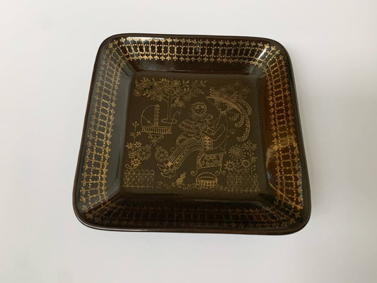 Vintage Arabia Finland plate Emilia | Molna Vintage