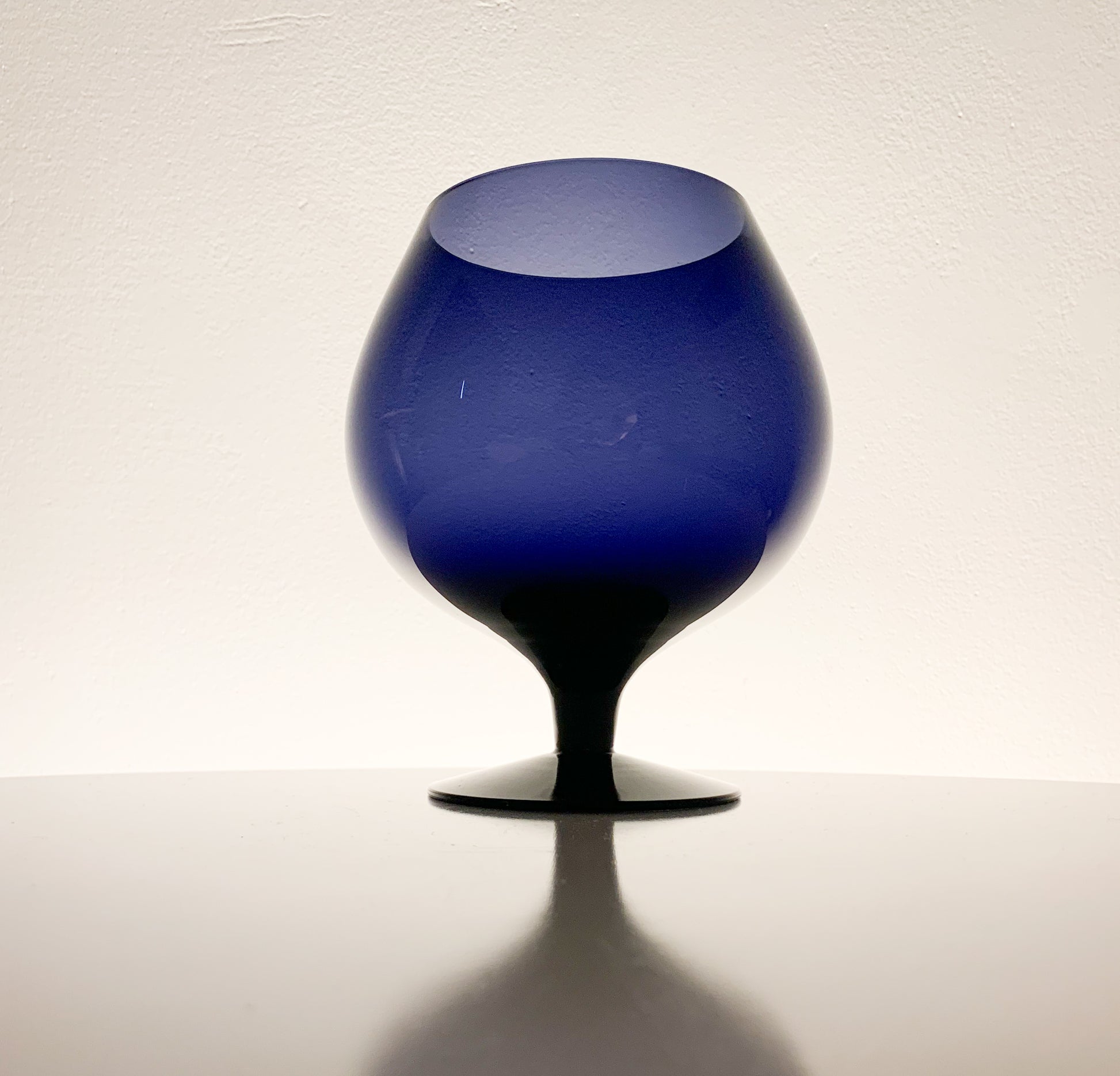 Vintage Art Glass Vase | Saara Hopea Nuutajarvi Notsjo | Molna Vintage