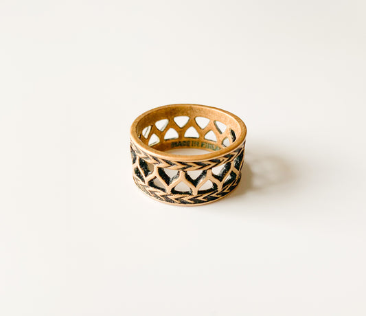 Vintage Bronze Ring | Uskela Kalevala Koru | Molna Vintage