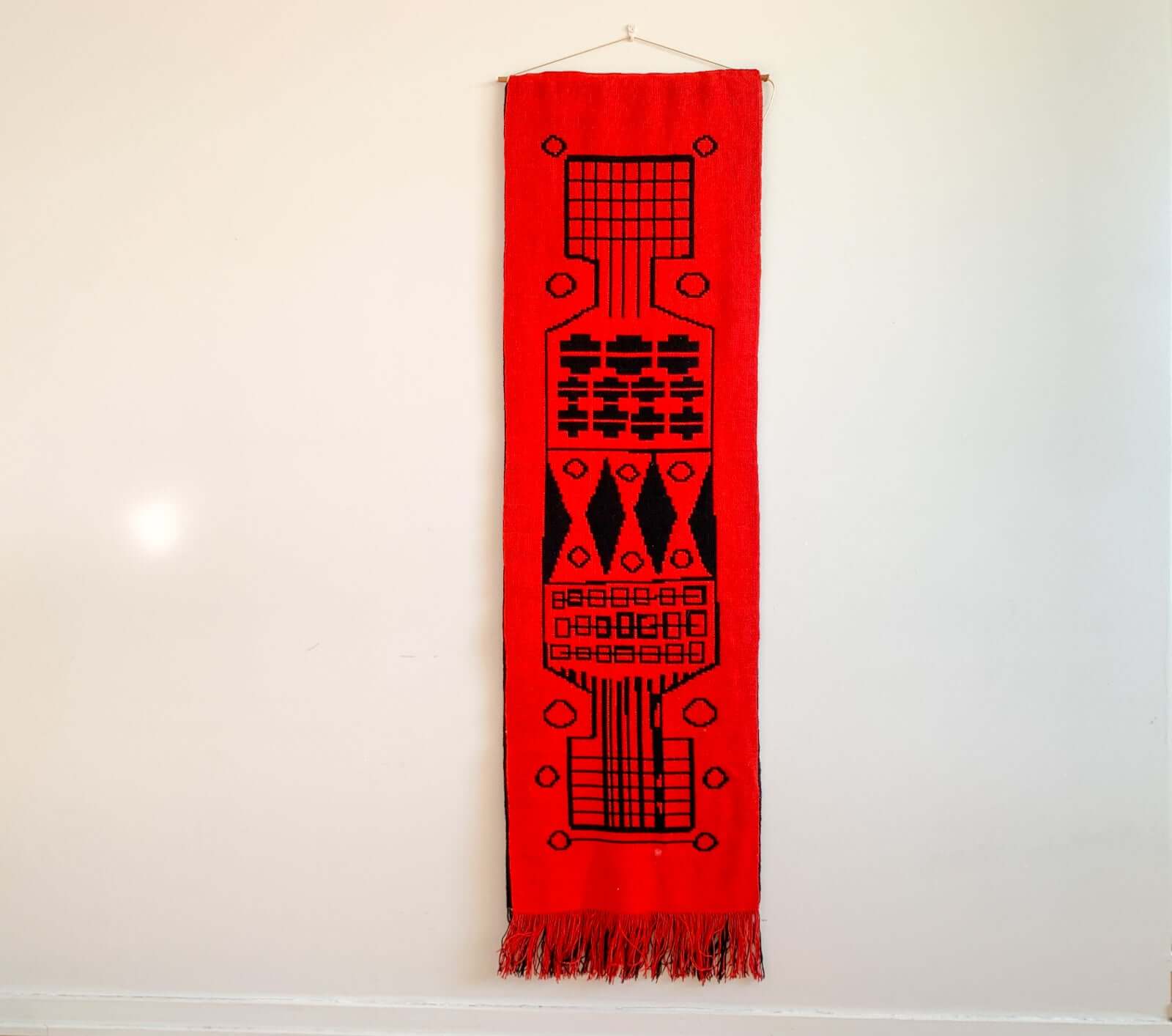 Vintage Modernist Red textile black geometric pattern | Molna Vintage
