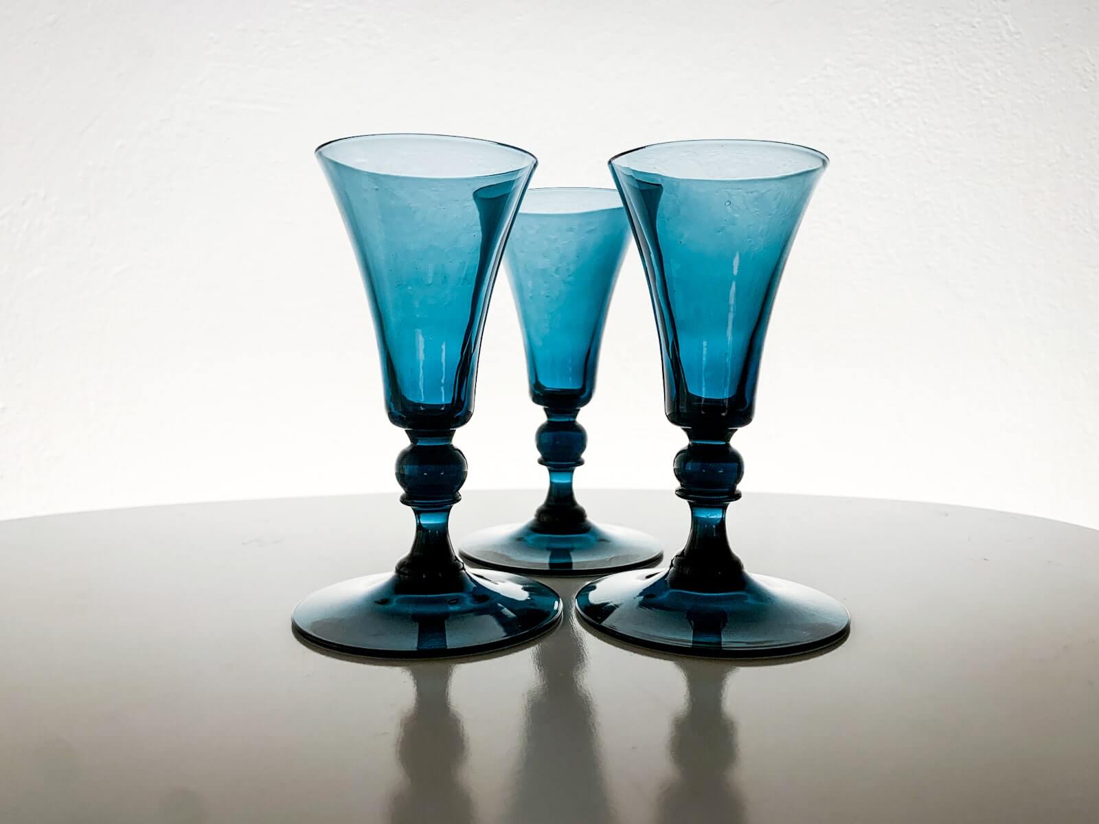 Vintage goblet glasses Hugo Gehlin Gullaskruf | Molna Vintage