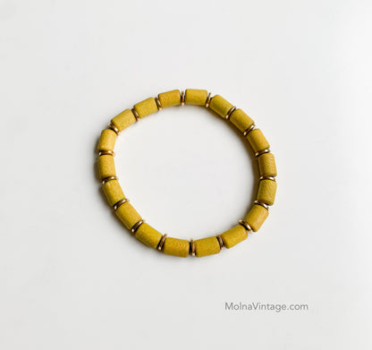 Wooden Gold tone metal bracelet | Aarikka Finland | Molna Vintage