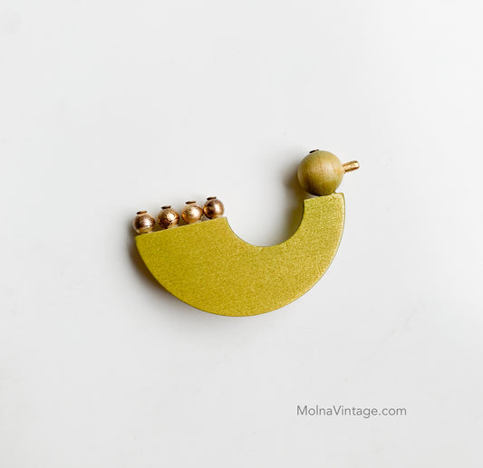 Yellow Wooden Brooch | Helmilintu Aarikka Finland | Molna Vintage