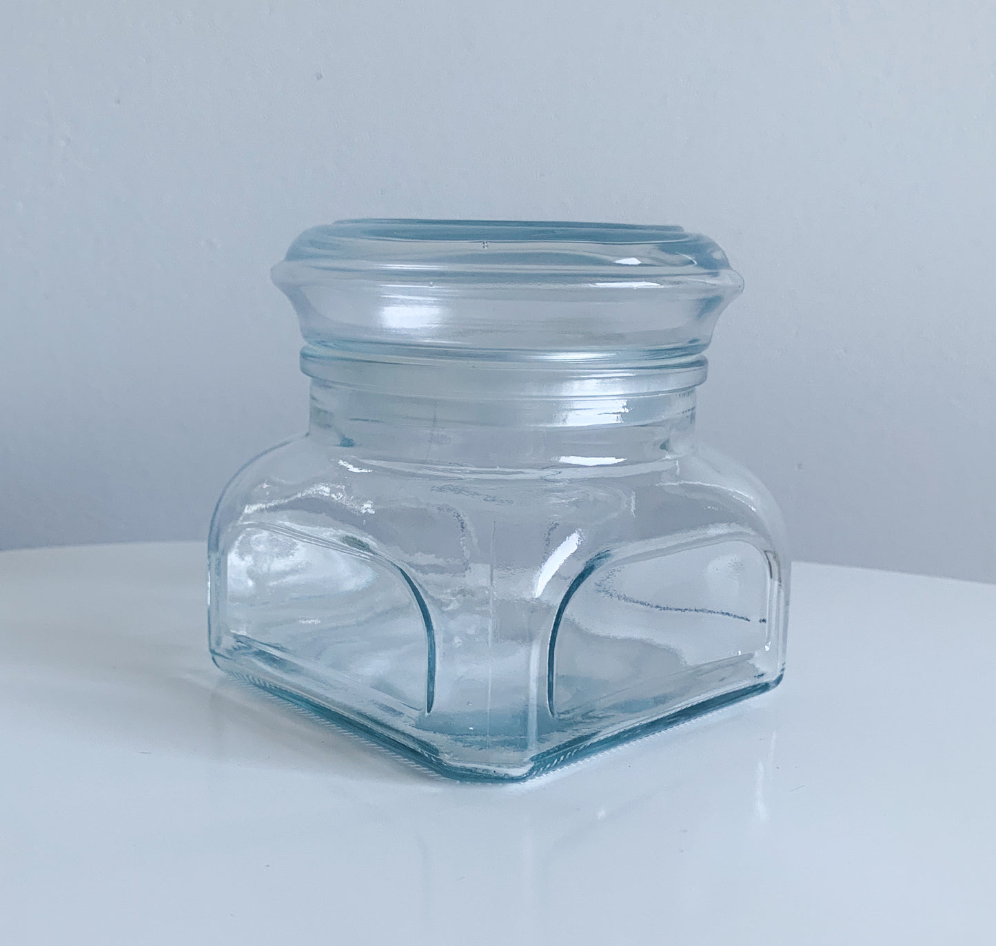 vintage Riihimaen Lasi Kantti Jar R3 | Hans Nyqvist | Molna Vintage