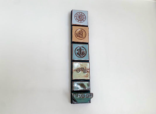 Vintage modernist ceramic wall decor and candle holder | Designer Lizzie Thyssen, Denmark | Molna Vintage collection