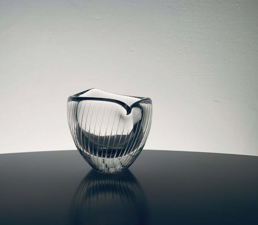 Iittala vintage glass, artwork of Tapio Wirkkala | Engraved crystal glass | Molna Vintage collection